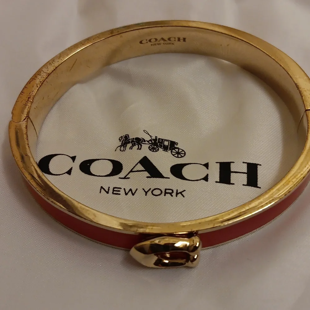 2-for-1 Coach pink & white bracelet - Picture 2 of 8